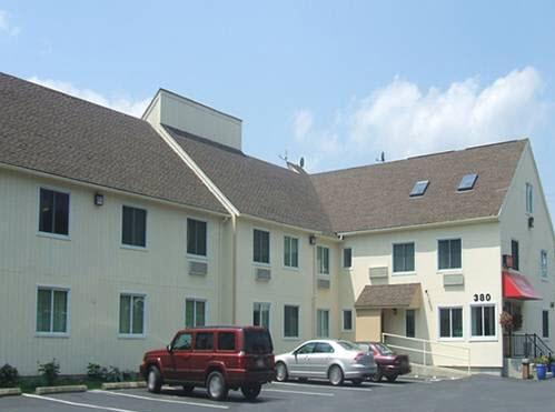 Americas Best Value Inn New London Mystic Exterior foto