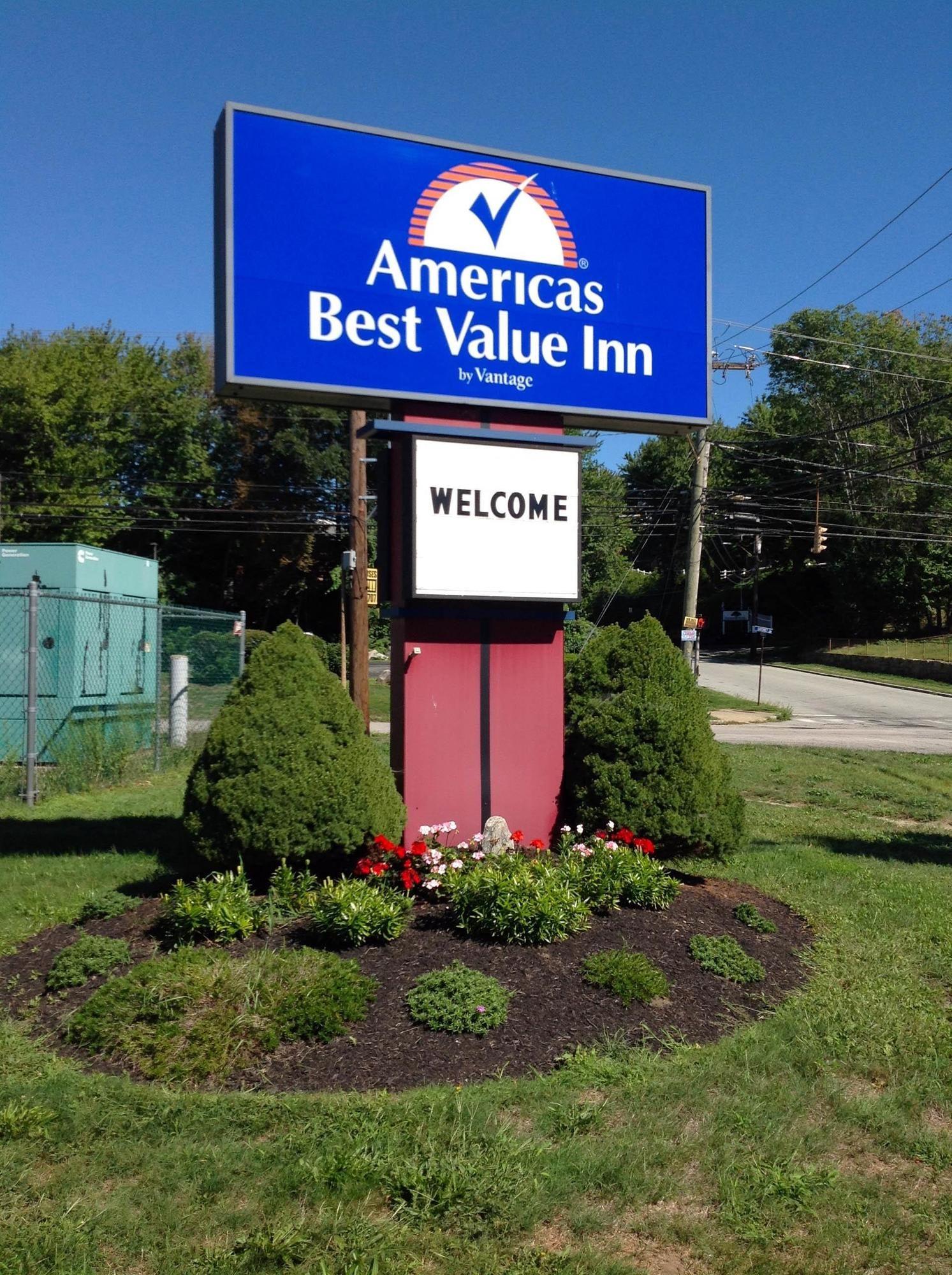 Americas Best Value Inn New London Mystic Exterior foto